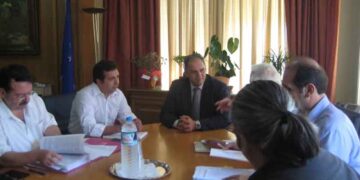 Στη σύσκεψη με τον αν. Υπουργό Παραγωγικής Ανασυγκρότησης οι ροδακινοπαραγωγοί του Βελβεντού για το πρόγραμμα διανομής οπωροκηπευτικών