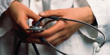 Η Πρωτοβάθμια Φροντίδα Υγείας (ΠΦΥ) εξιλαστήριο θύμα στο βωμό της σωτηρίας των νοσοκομείων – Καταγγέλλουν οι Γενικοί Γιατροί Δυτ. Μακεδονίας αντιδρώντας στα νέα “εντέλλεσθε” της 3ης ΥΠΕ