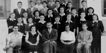 Απόφοιτοι του 8τάξιου Γυμνασίου Πτολεμαϊδος, σχολικής περιόδου 1948-1949 – Από την στήλη του κ. Γ. Καζαντζή στον Παλμό 06/01/2016