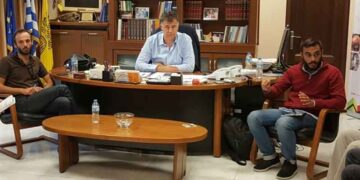 Να παραμείνει στα συμφωνηθέντα επίπεδα ο αριθμός των προσφύγων στα Γρεβενά ζήτησαν οι ξενοδόχοι – Στη συνάντηση με Σημανδράκο και Ύπατη Αρμοστεία του ΟΗΕ – Ενδιαφέρον για φιλοξενία προσφύγων και από ξενοδόχους της Κοζάνης