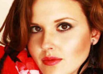 Η Μουσική Γωνιά του Μίλτου Ηλιάδη στο e-ptolemeos.gr – Halie Loren – Perhaps, Perhaps, Perhaps