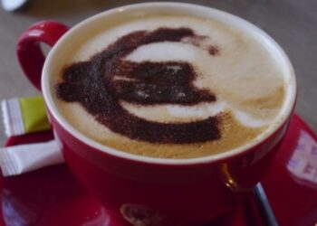 Νέος φόρος στον καφέ: Μεγάλο το ρίσκο, ποιο το όφελος;