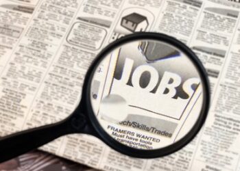 Κυρία ζητά εργασία στην Πτολεμαΐδα