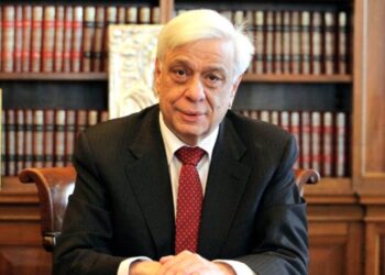 Ανώτατη τιμητική διάκριση στον Προκόπη Παυλόπουλο – Με την απονομή του Θυρεού η Περιφέρεια Δυτικής Μακεδονίας τιμά τον Πρόεδρο της Δημοκρατίας