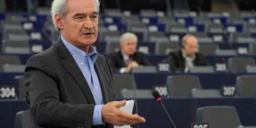 Υπερψηφίστηκε γνωμοδότηση του ευρωβουλευτή Ν. Χουντή για χρηματοδότηση της Παιδείας από τα Ευρωπαϊκά Ταμεία