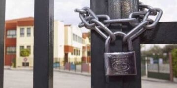 Κλειστά τα σχολεία την Τετάρτη