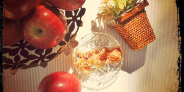 Ιστορίες Μαγειρικής: Τα 40 μήλα, η προγιαγιά και η μηλόπιτα