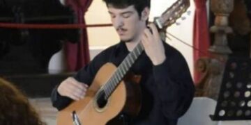 Το «νέο αίμα» είναι παρόν και διαπρέπει! – Β΄ Βραβείο για τον κιθαριστή Κωνσταντίνο Βέρσια! – Γράφει ο Χρόνης Κουτσουμπίδης