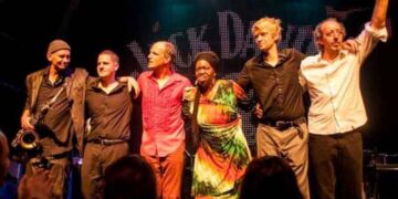 Η Μουσική Γωνιά του Μίλτου Ηλιάδη στο e-ptolemeos.gr – Club des Belugas – I Just Want to Make Love to You