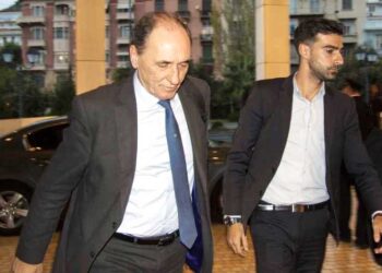 Μετά το πέρασμα του 17% της ΔΕΗ στο υπερταμείο η συζήτηση για πώληση