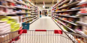 Ερώτηση του ΚΚΕ για τους εργαζόμενους στα super market «Αφοί Καρυπίδη ΑΕ»