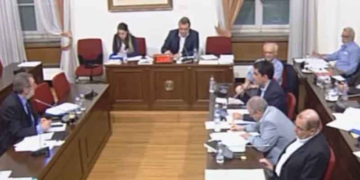 Θεοφύλακτος – Λιαρέλλης (ΑΝΤ1) – Εξεταστική Επιτροπή: Αποκάλυψη για Δάνεια “Μπαλόνια” των ΜΜΕ, που το μισό δάνειο πληρώνεται στην τελευταία δόση