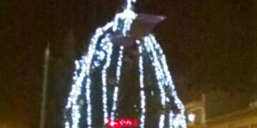 Η έλλειψη στολισμού – Ο Επίκαιρος καταγράφει