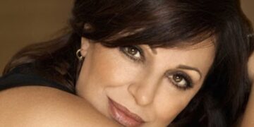 Η Μουσική Γωνιά του Μίλτου Ηλιάδη στο e-ptolemeos.gr –  Χάρις Αλεξίου – Ένα Ναι Κρύβει Ένα Όχι