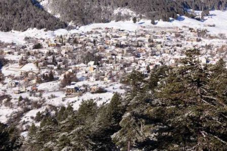 Η χιονισμένη Σαμαρίνα στα ψηλά της Βασιλίτσας. Φωτογραφία: ΦΙΛΙΠΠΟΣ ΚΑΤΣΙΓΙΑΝΝΗΣ