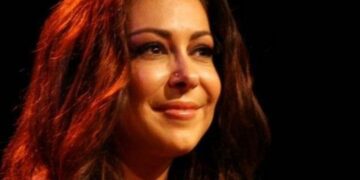 Η Μουσική Γωνιά του Μίλτου Ηλιάδη στο e-ptolemeos.gr – Μελίνα Ασλανίδου – Με Φωνάζουνε Με Το Μικρό Μου