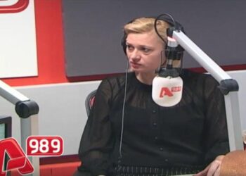 Τα έσπασε η Ραχήλ Μακρή στο ραδιόφωνο του Alpha: Γελοίος ο Ζουράρις, καλώ τον κόσμο σε μέτωπο