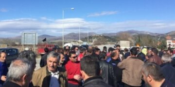 Ναι στις κινητοποιήσεις όχι στα μπλόκα από τη Συνέλευση Αγροτικού Συλλόγου Βελβεντού