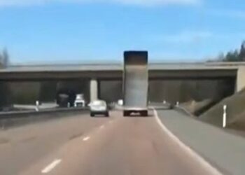 Επαναδρομολόγηση του οδικού άξονα Ε65