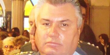 Aποστρατεύτηκε με το κεφάλι ψηλά…