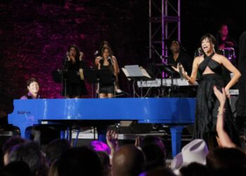 Οι μουσικές επιλογές του e-ptolemeos – Arthur Hanlon – Historia De Un Amor