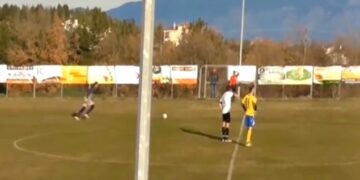 Παλιό αλλά καλό: Γκολ από τερματοφύλακα πίσω από τη σέντρα!