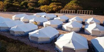 STAR.GR: Σε ΑΕΒΑΛ και Μαυροδένδρι τα hot spots για τους πρόσφυγες