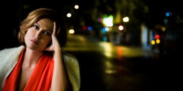 “Επάγγελμα Πόρνη” της Λιλής Ζωγράφου στην Αίθουσα Τέχνης του ΔΗ.ΠΕ.ΘΕ Κοζάνης