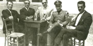 Η ηγεσία της Κοινότητας Ολυμπιάδος σε αναμνηστική φωτογραφία το 1962 – Από την στήλη του κ. Γ. Καζαντζή στον Παλμό 16/03/2016