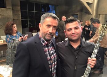 Ο Κώστας Γοράντης από το Λέχοβο, στο πλευρό του Θ. Πολυκανδριώτη στην εκπομπή “στην υγειά μας” στον Alpha