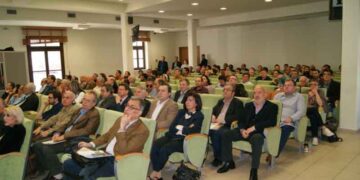 Μεγάλο το ενδιαφέρον για την  ημερίδα με αντικείμενο τις προκλήσεις της Μεταλιγνιτικής Περιόδου- Χρήσιμα συμπεράσματα για την επόμενη μέρα