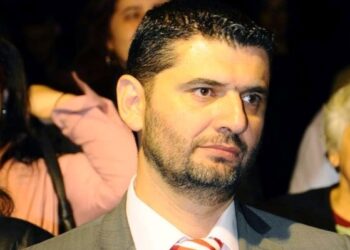 Η Ανάσταση δεν έρχεται με «από μηχανής θεούς»… Γράφει ο Αριστοτέλης Βασιλάκης