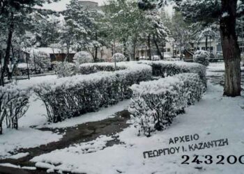 Το χιόνι και η κακοκαιρία ματαιώνουν την παρέλαση της 25ης Μαρτίου 2002 – Από την στήλη του κ. Γ. Καζαντζή στον Παλμό 06/04/2016
