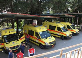Παραδίδονται τα 14 ασθενοφόρα για τις ανάγκες του ΕΚΑΒ στη Δυτική Μακεδονία