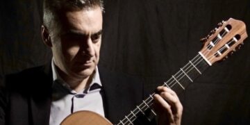 Ρεσιτάλ κιθάρας από τον Στέλιο Kαραγιαννίδη τη Δευτέρα 23 Μαΐου στην Αίθουσα Δημοτικού Συμβουλίου Σερβίων