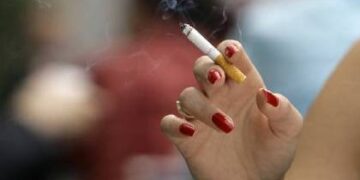 ΠΟΥ: Οι Έλληνες, οι πιο φανατικοί καπνιστές στην Ευρώπη