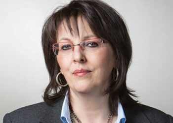 Γεωργία Ζεμπιλιάδου:  Κινήσεις ουσίας και όχι “ταξιδάκια αναψυχής”