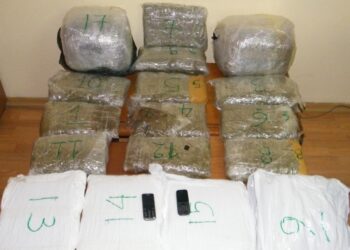 Κατασχέθηκαν πάνω από 27 κιλά ακατέργαστης κάνναβης- Σύλληψη 34χρονου αλλοδαπού