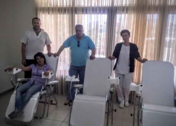 Το Ίδρυμα Κουκουλίδη δώρισε πολυθρόνες αιμοδοσίας στον Σύλλογο Εθελοντών Αιμοδοτών Σιάτιστας