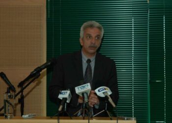 Δέκα χρόνια το ελληνικό δημόσιο πλήρωνε τόκους για το κολλημένο στα γρανάζια της γραφειοκρατίας Αστυνομικό Μέγαρο Καστοριάς!