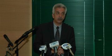 Δέκα χρόνια το ελληνικό δημόσιο πλήρωνε τόκους για το κολλημένο στα γρανάζια της γραφειοκρατίας Αστυνομικό Μέγαρο Καστοριάς!