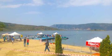 Ξεκίνησαν οι Πανελλήνιοι Αγώνες Κολύμβησης Μεγάλων Αποστάσεων στη Βεγορίτιδα