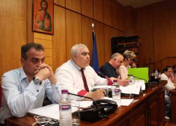 Στείρα αντιπαράθεση χωρίς να διαφανεί σχέδιο αντιμετώπισης – Το Π. Σ δεν μας έκανε σοφότερους για το προσφυγικό