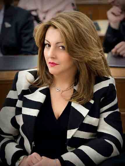 Μαρίας Αντωνίου: “Tο άρπα κόλα και τα είπα ξείπα της κυβέρνησης δεν έχουν τελειωμό”