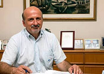 Ο Κ. Ζοπουνιδης, Καθηγητής του Πολυτεχνείου Κρήτης από τα Κομνηνα Εορδαίας, έσπασε το φράγμα των 10.000 αναφορών σύμφωνα με την ιστοσελίδα Google Scholar Citations