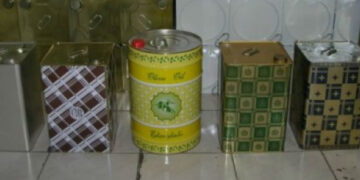 Φλώρινα: Πουλούσαν παράνομα 170 λίτρα ελαιόλαδο