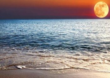 Πανσέληνος Αυγούστου 2016: Πού μπορείτε να απολαύσετε το ολόγιομο φεγγάρι