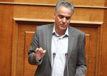 Στα 34 εκατ. ευρώ η επιβάρυνση της ΔΕΗ το 2016 για τον Ειδικό Λογαριασμό ΑΠΕ – προειδοποιεί ότι θα την μετακυλήσει