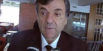 Παραίτηση από τη προεδρία της Ε.Π.Σ. για λόγους ευθιξίας  από το Χρήστο Σάββα