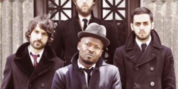 Η Μουσική Γωνιά του Μίλτου Ηλιάδη στο e-ptolemeos.gr – The Heavy – Short Change Hero